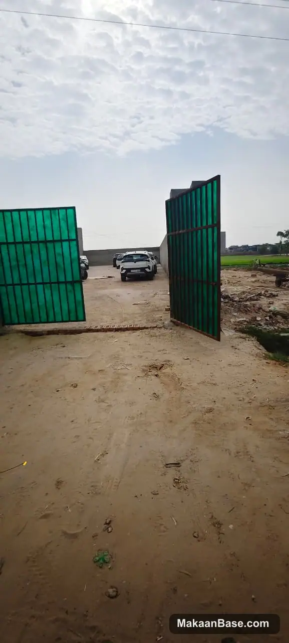 Godown for Rent in Near Rajvi palace